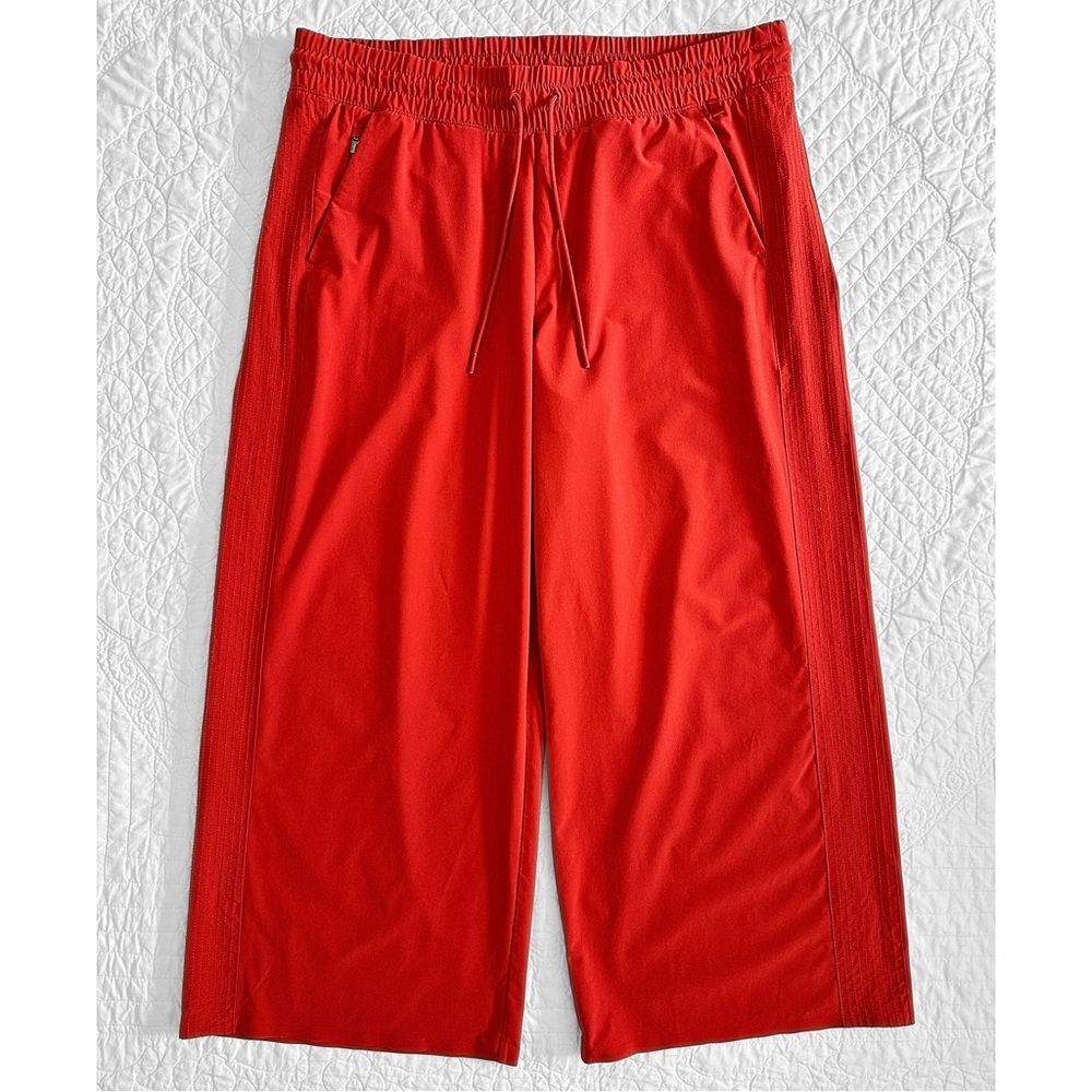 Athleta Avenue Wide Leg Crop Pant Currant Red Women’s Size 16 - Picture 2 of 13